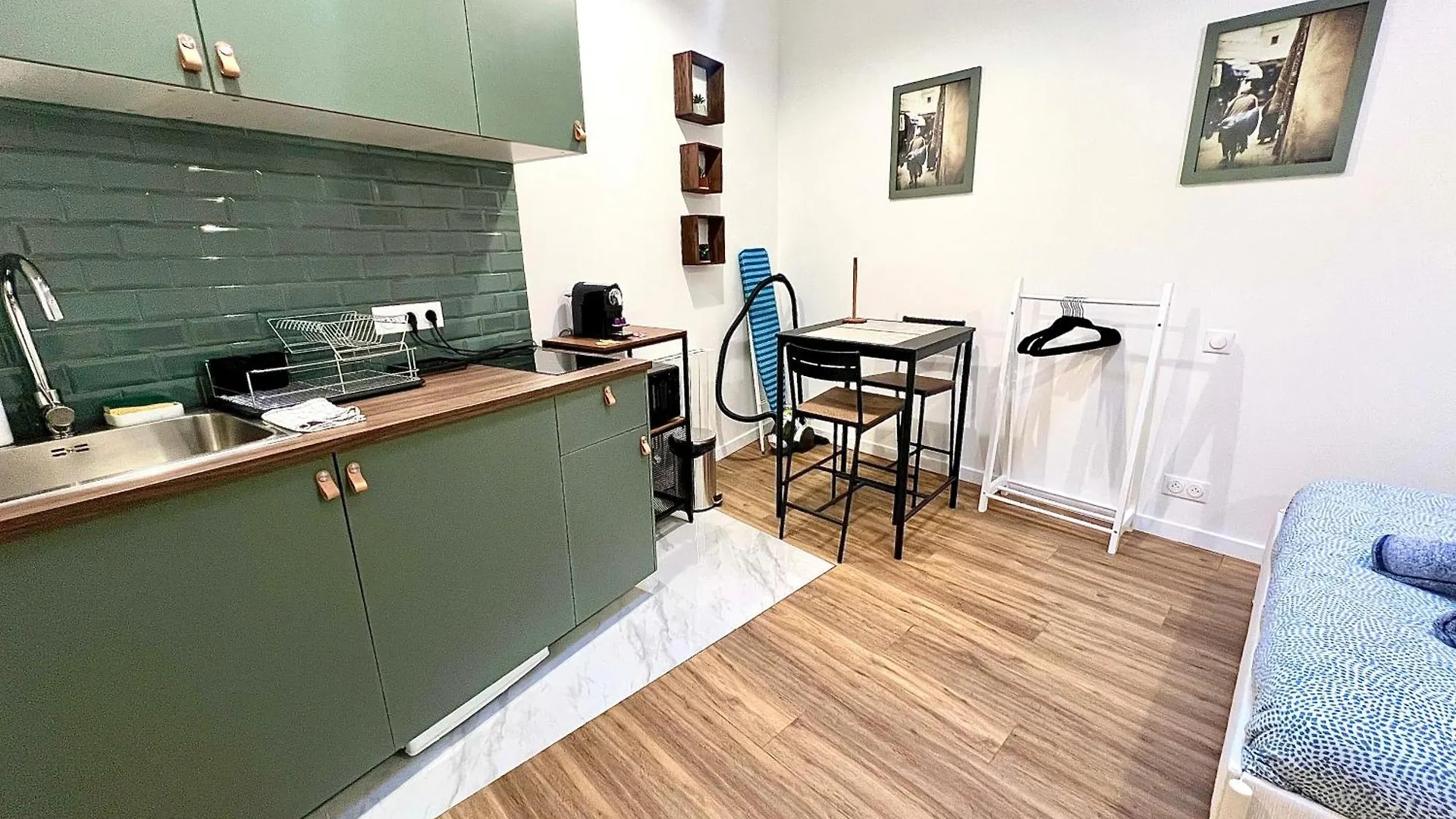 Jolie Studio Au Coeur Du Panier Marseille France